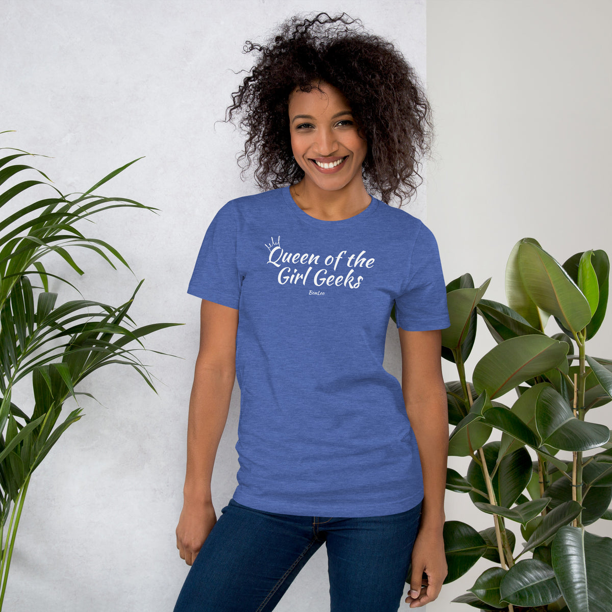 Queen of the Girl Geeks Unisex t-shirt